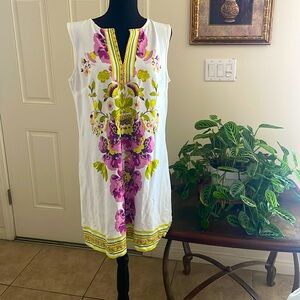 Beautiful sheath dress! So comfortable 💜💛